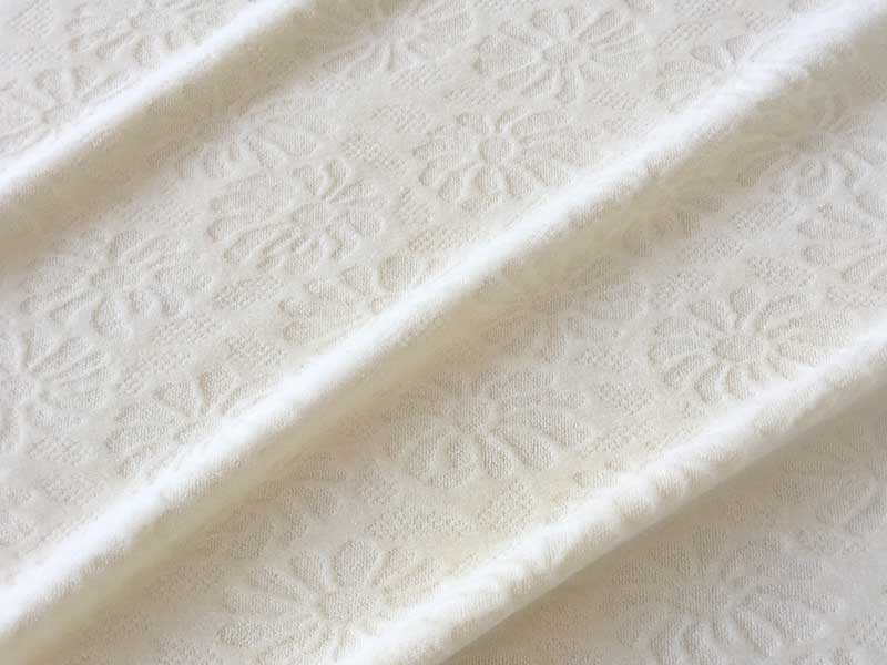 Cut Velvet Memory Pillow Fabric Latex Pillowcase Fabric Comfortable Knitted Fabric Flannel Fabric