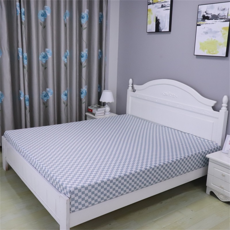 Checkerboard pattern breathable sweats comforter for all season  cooling fabric 